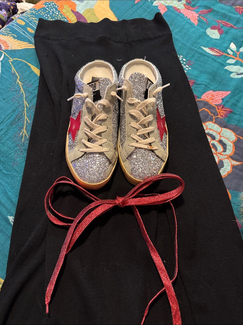 Golden Goose Kids Silver Glitter Sneakers with Red Star - Picture 2 of 5